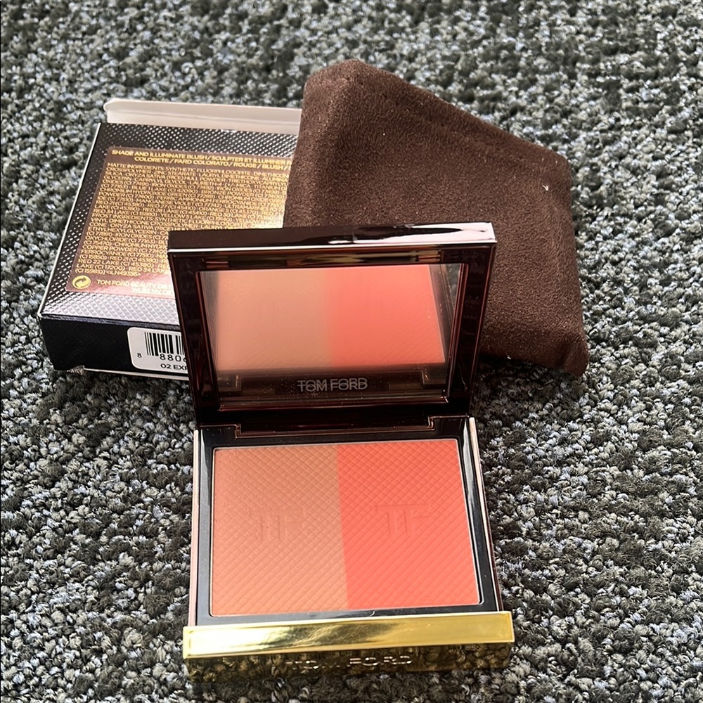Tom Ford Shade and Illuminate Blush 02 Explicit Flush - NEW